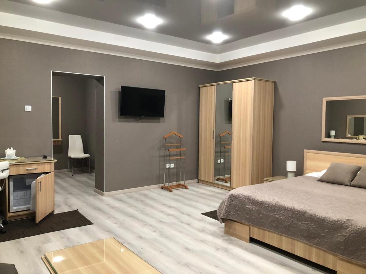 Mercury Hotel Kharkov Ngoại thất bức ảnh