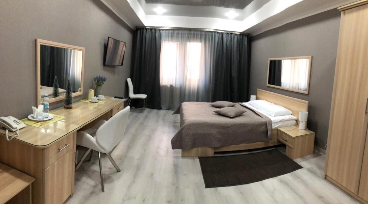 Mercury Hotel Kharkov Ngoại thất bức ảnh
