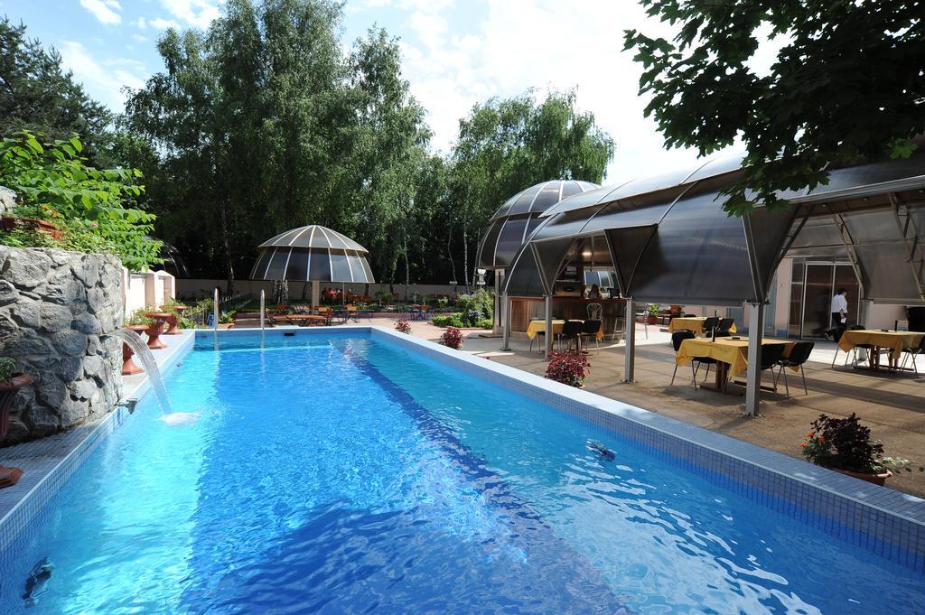 Mercury Hotel Kharkov Ngoại thất bức ảnh