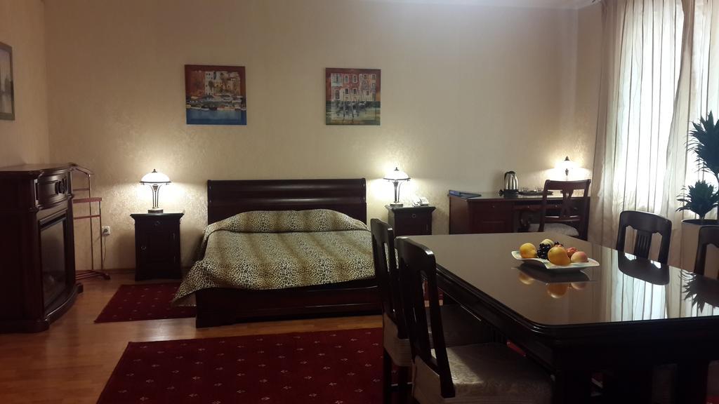 Mercury Hotel Kharkov Ngoại thất bức ảnh