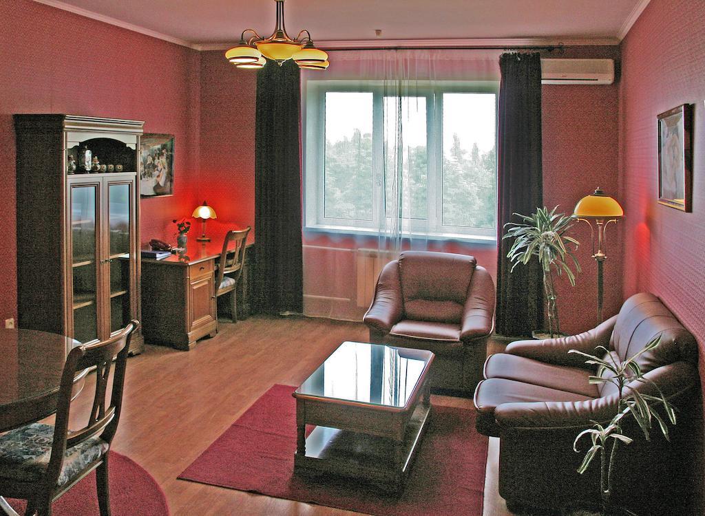 Mercury Hotel Kharkov Phòng bức ảnh