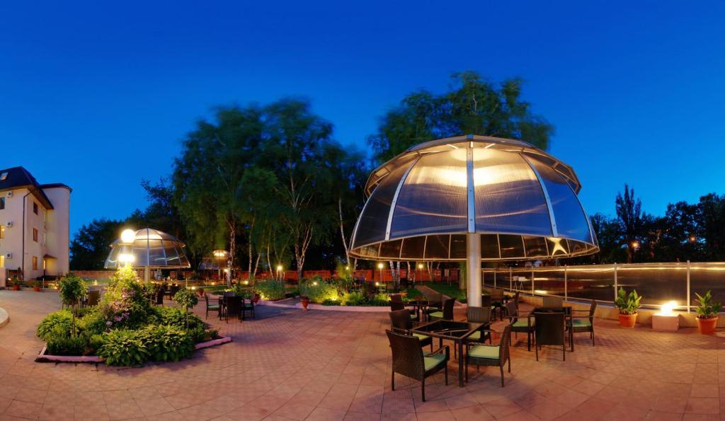 Mercury Hotel Kharkov Ngoại thất bức ảnh