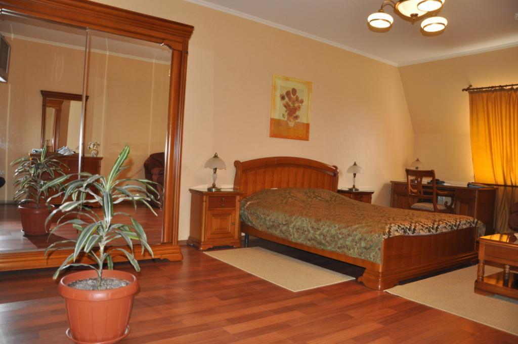 Mercury Hotel Kharkov Ngoại thất bức ảnh
