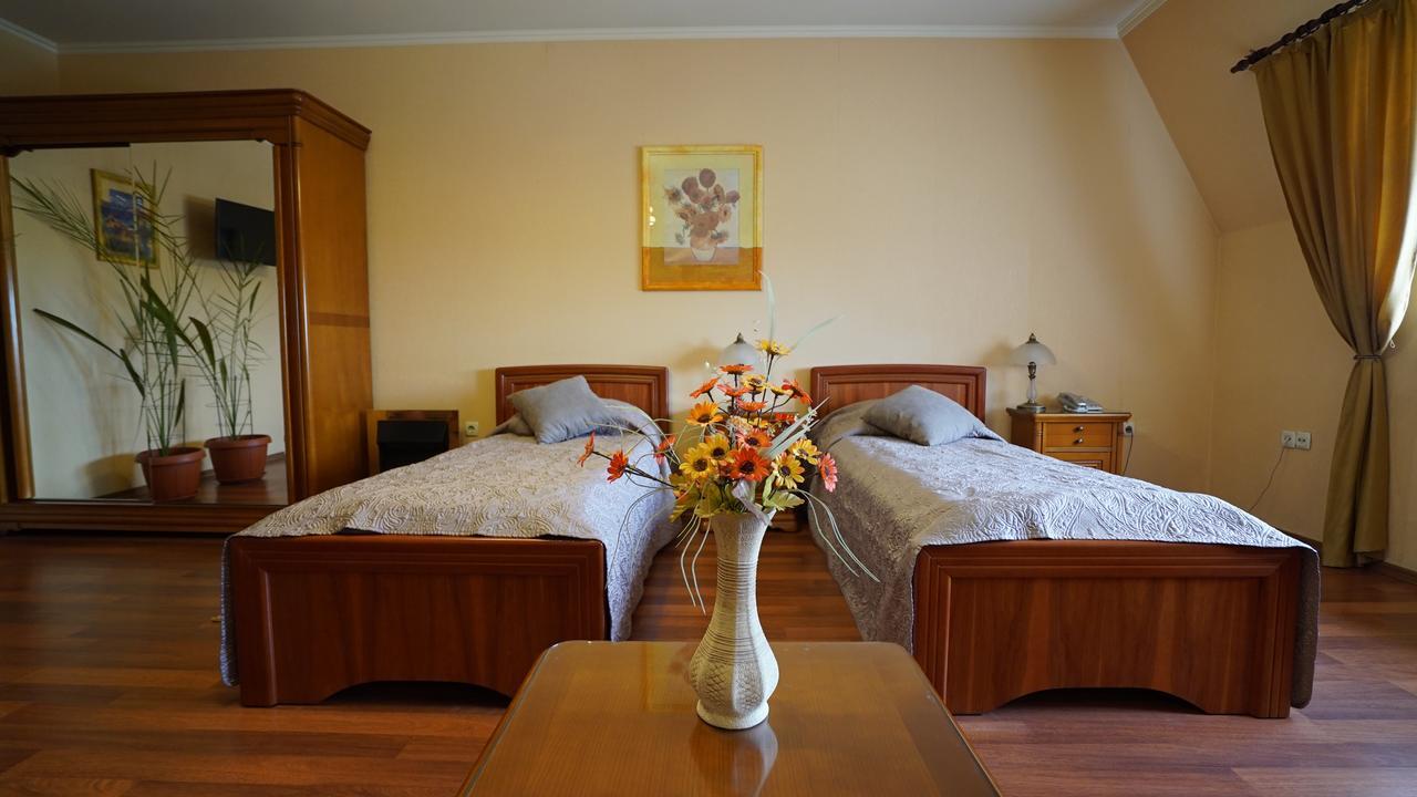 Mercury Hotel Kharkov Ngoại thất bức ảnh
