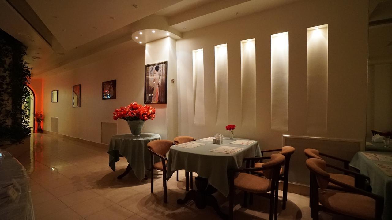 Mercury Hotel Kharkov Ngoại thất bức ảnh